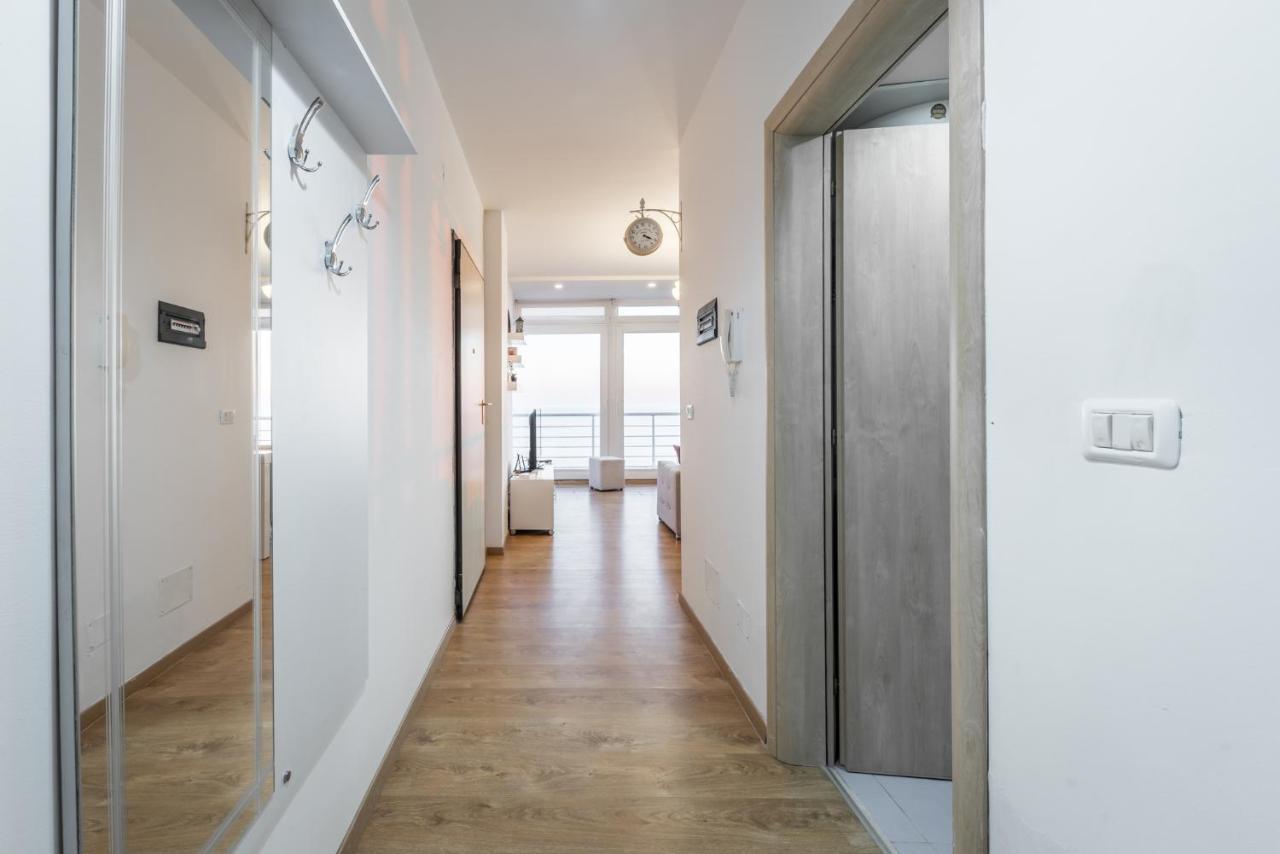 Blue Heaven -Full Sea View Brand New Apartment Драч Екстериор снимка